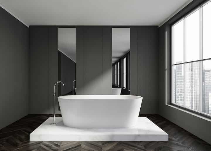 Free standing bathtub 